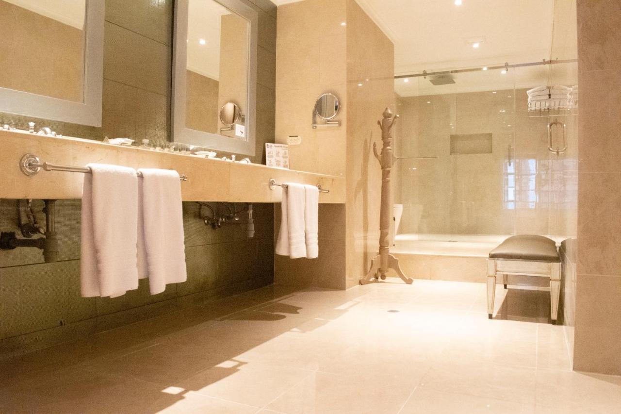 Hotel Dann Carlton 5*