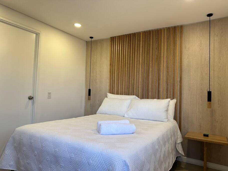 Lujoso Apto En El Poblado-panoramica De La Ciudad! 1305 Apartamento Medellín