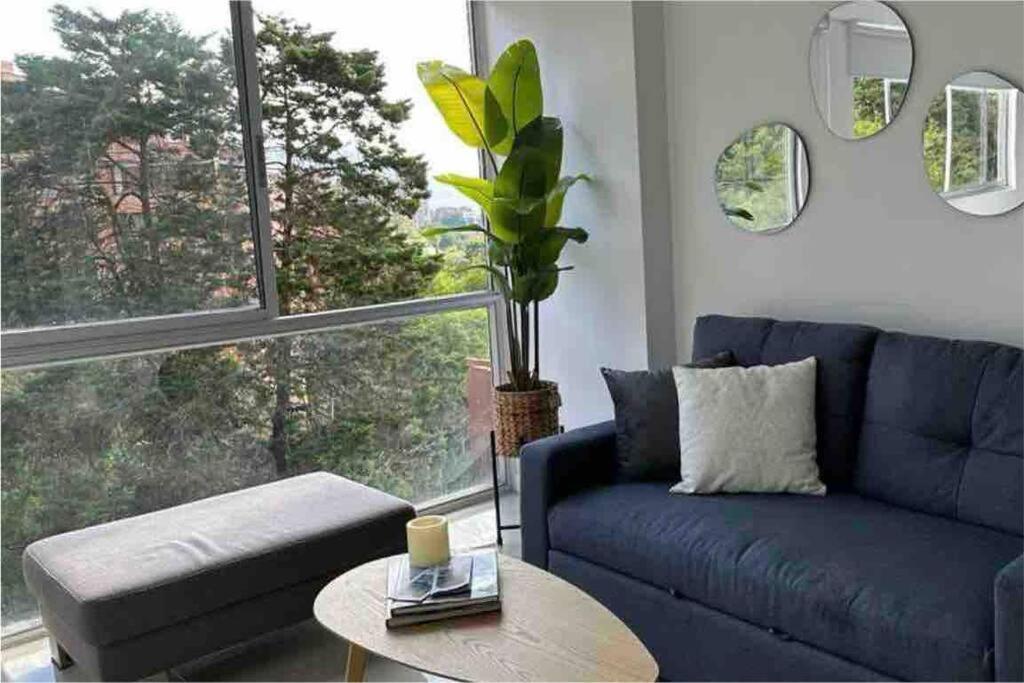 Apartamento Lujoso Apto En El Poblado-panoramica De La Ciudad! 1305