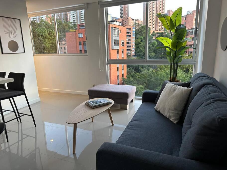 Lujoso Apto En El Poblado-panoramica De La Ciudad! 1305 Apartamento