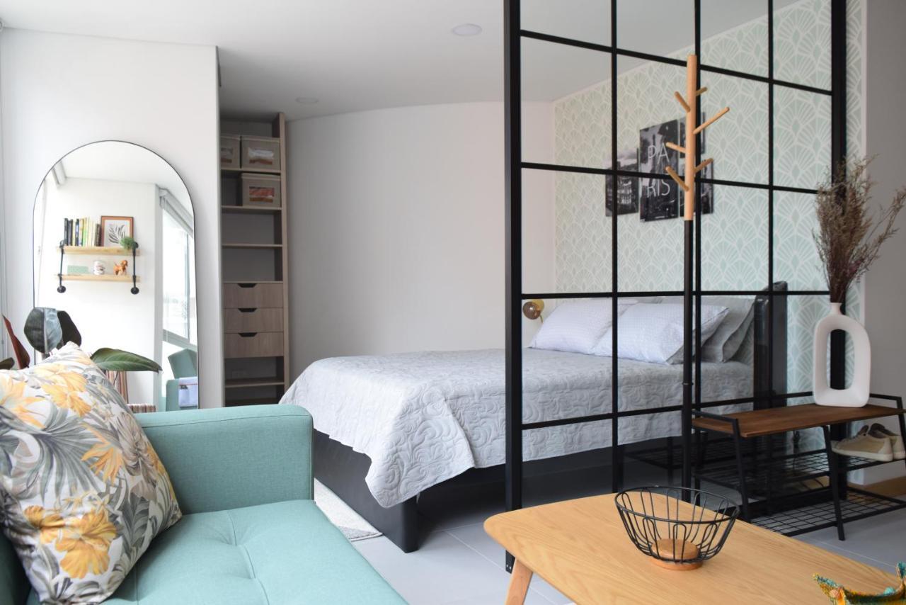 Moderno Y Agradable En El Centro De Apartamento