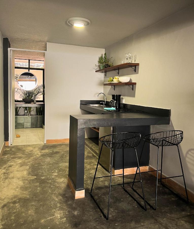 Park & Relax: Your Private Garage *