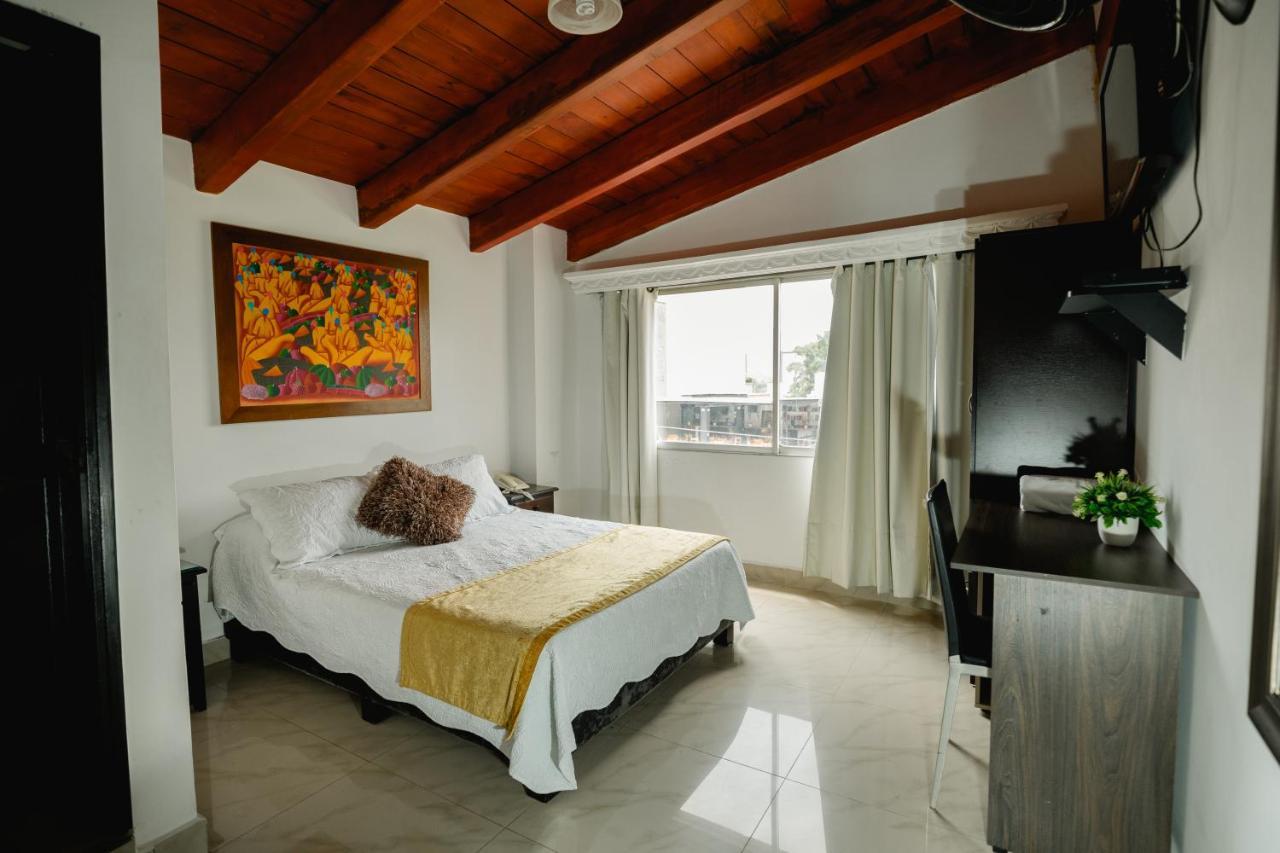 Lleras Premium #1