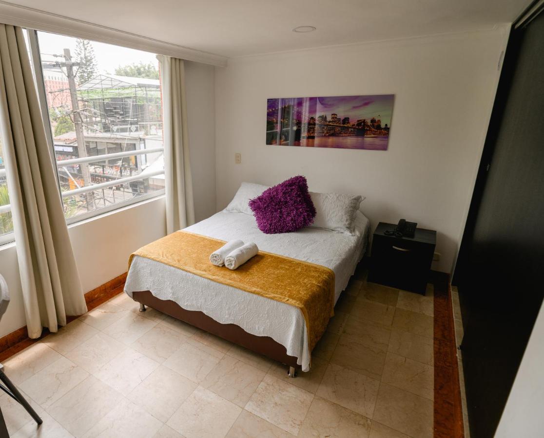Hotel Lleras Premium #1 3*