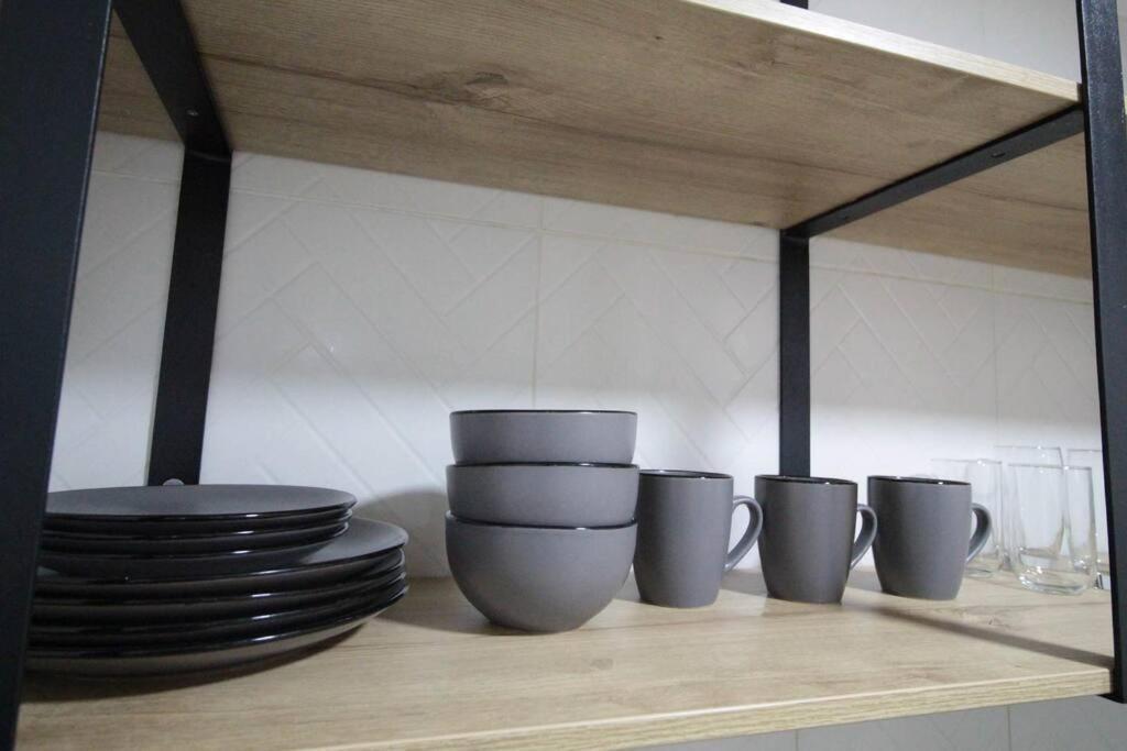 Aparta Estudio Cerca Al Parque Lleras M202 By Roots