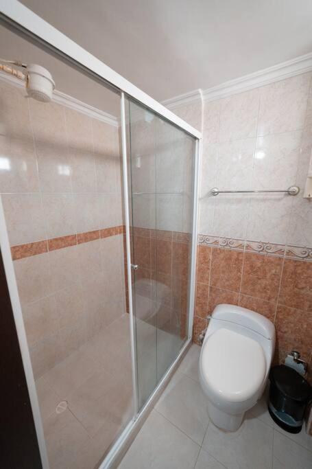 Apartamento De 3 En Malibú Apartamento