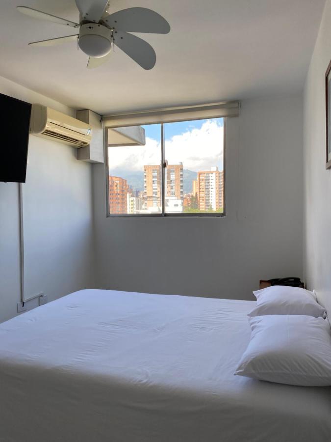 Apartaestudio El Poblado Apartahotel