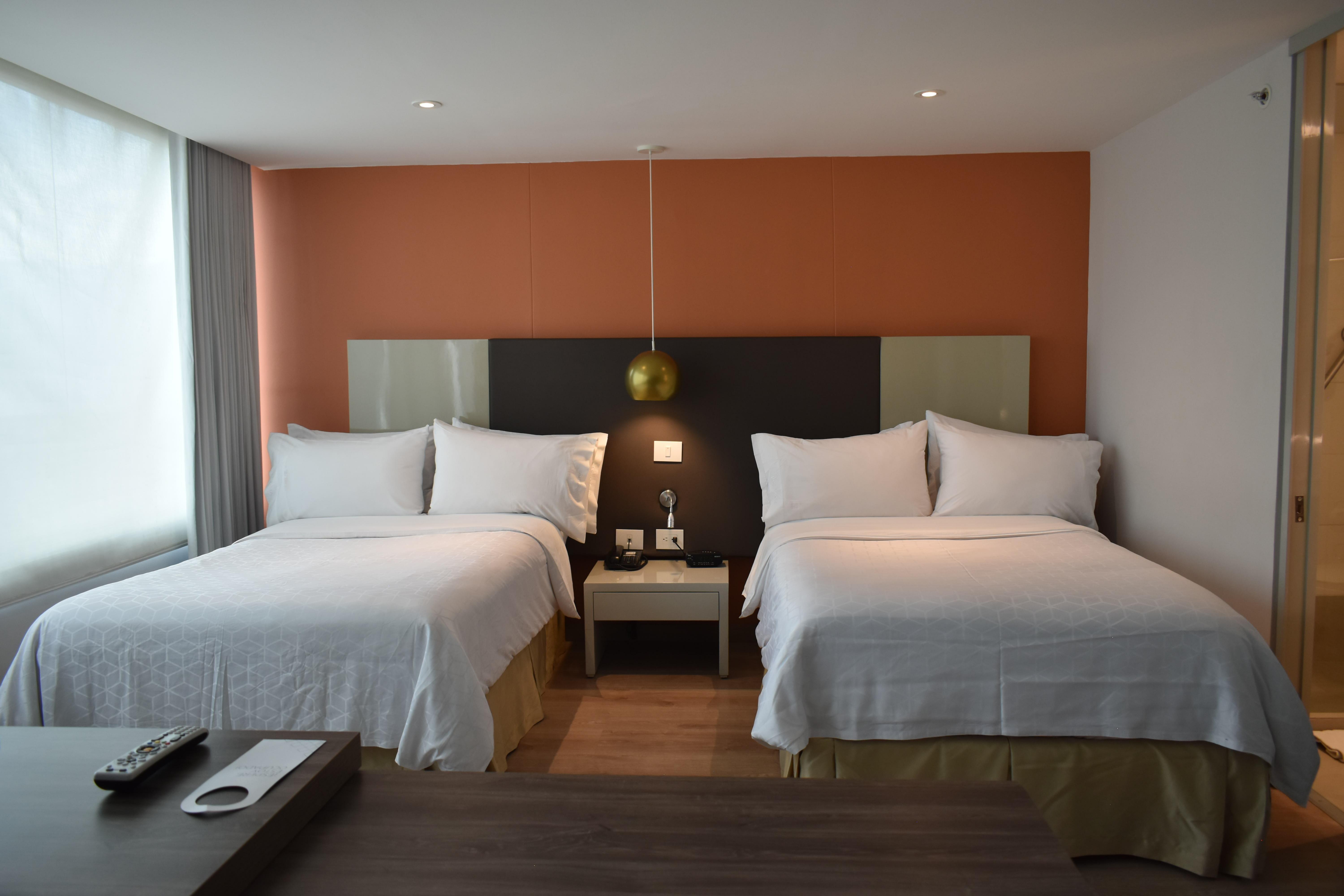 Express & By Ihg Hotel 4*