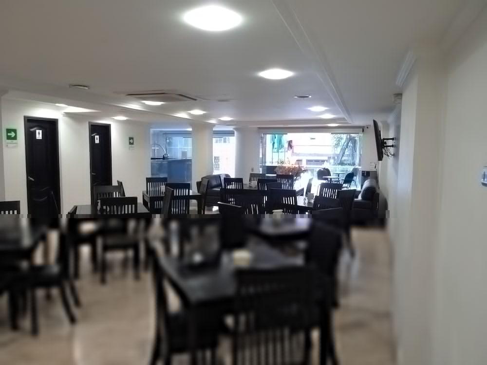 Calasanz Real Hotel 3*