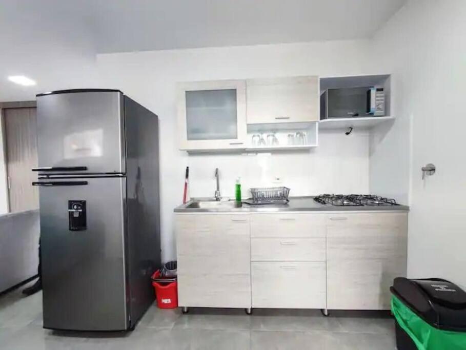 Magnifico Apto 402 Poblado Cerca Al Parque Lleras Apartamento