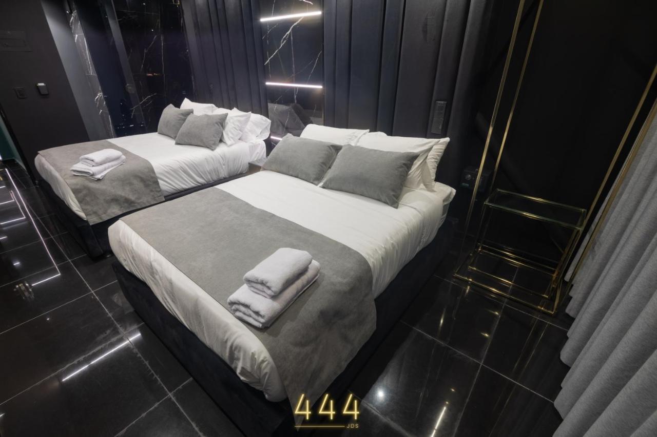 Koo000l Hotel 4*