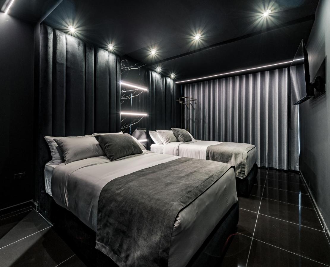 Koo000l Hotel