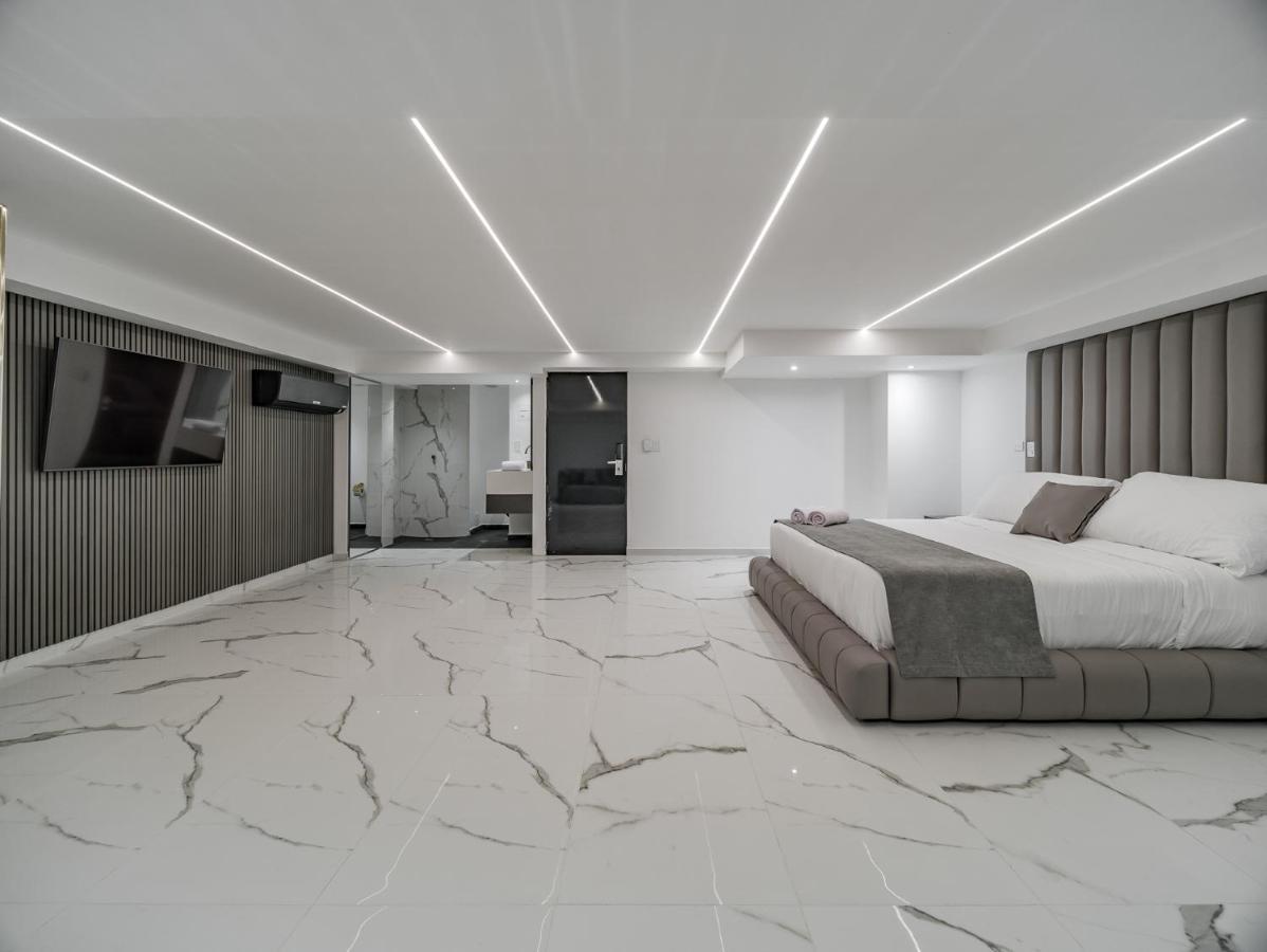 Hotel Koo000l 4*