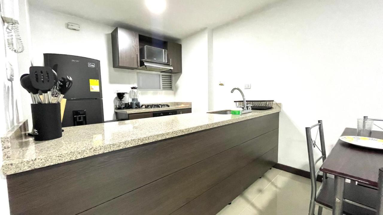 Moderno En Conquistadores, Excelente Ubicacion * Medellin