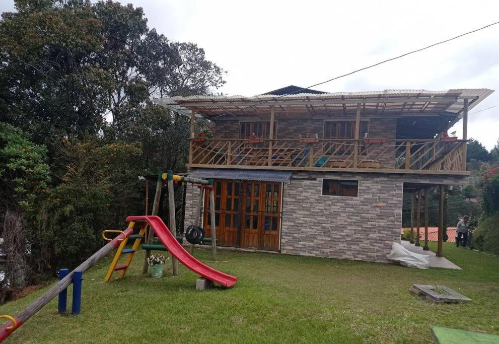 Santa Elena. Refugio De Luz * Medellín