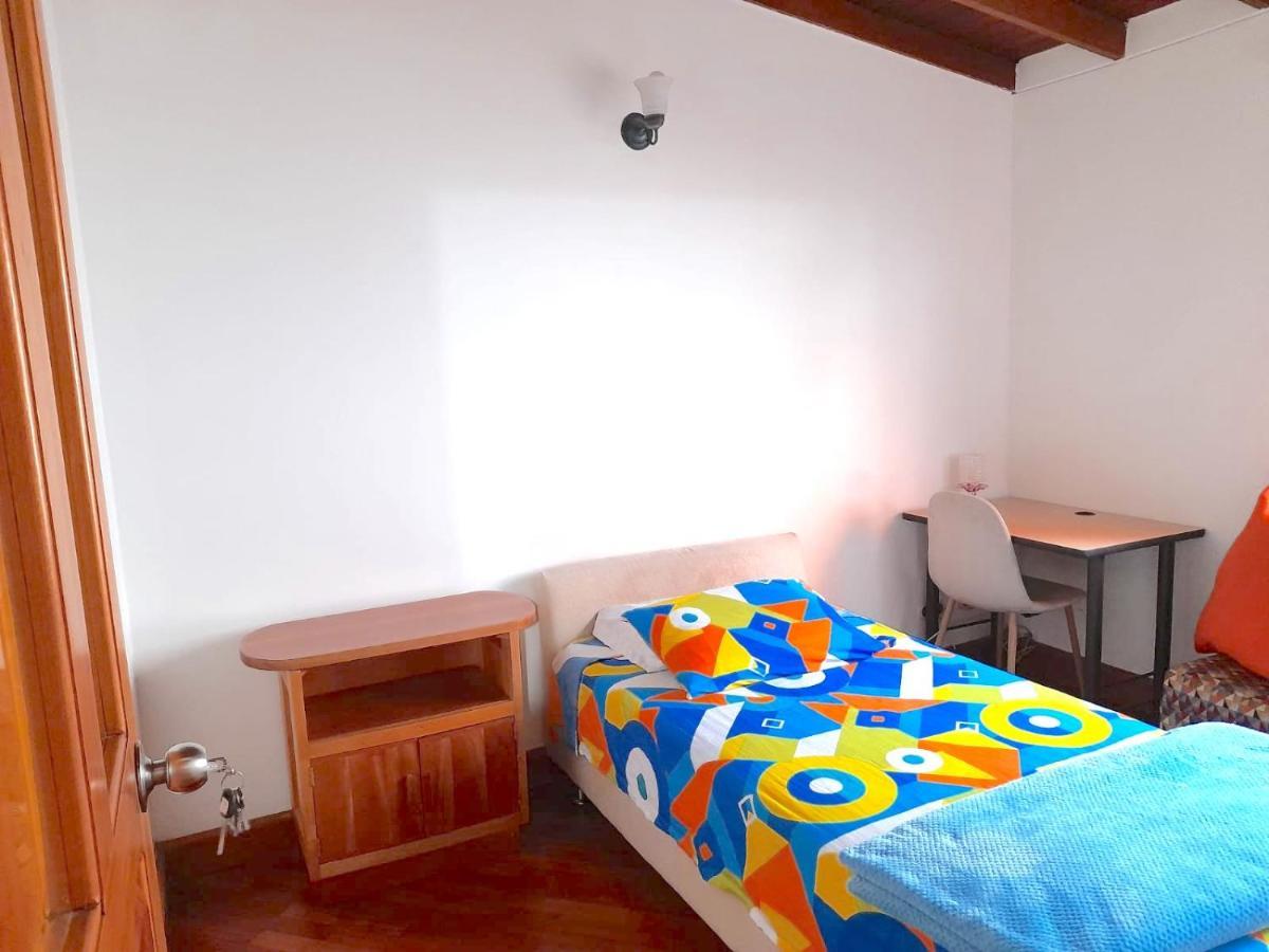 Habitación en casa particular Casa De Uso Exclusivo Saveva Medellín