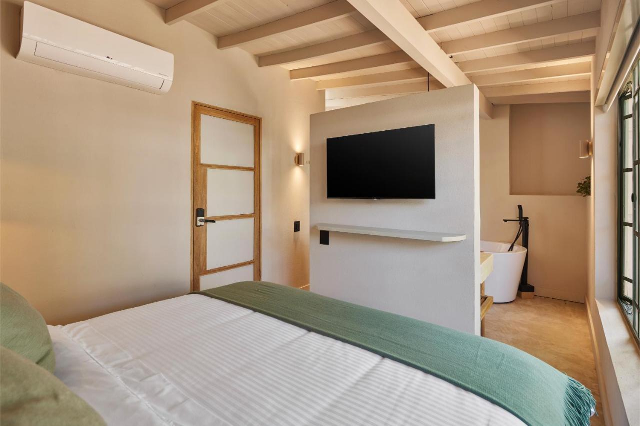 Antipoda Boutique Hotel 5*