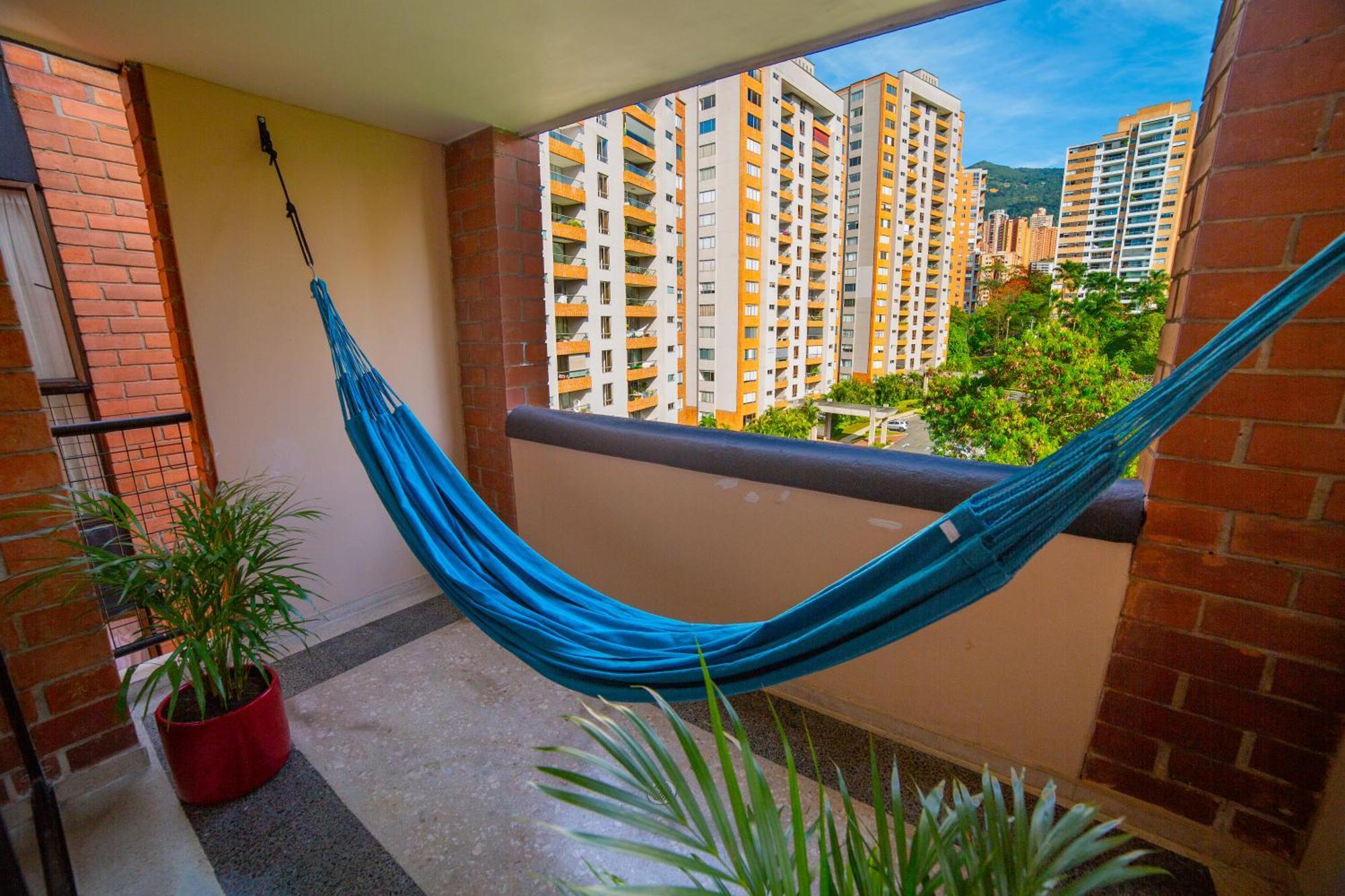 Floor W/balcony In El Poblado Apartamento Medellín
