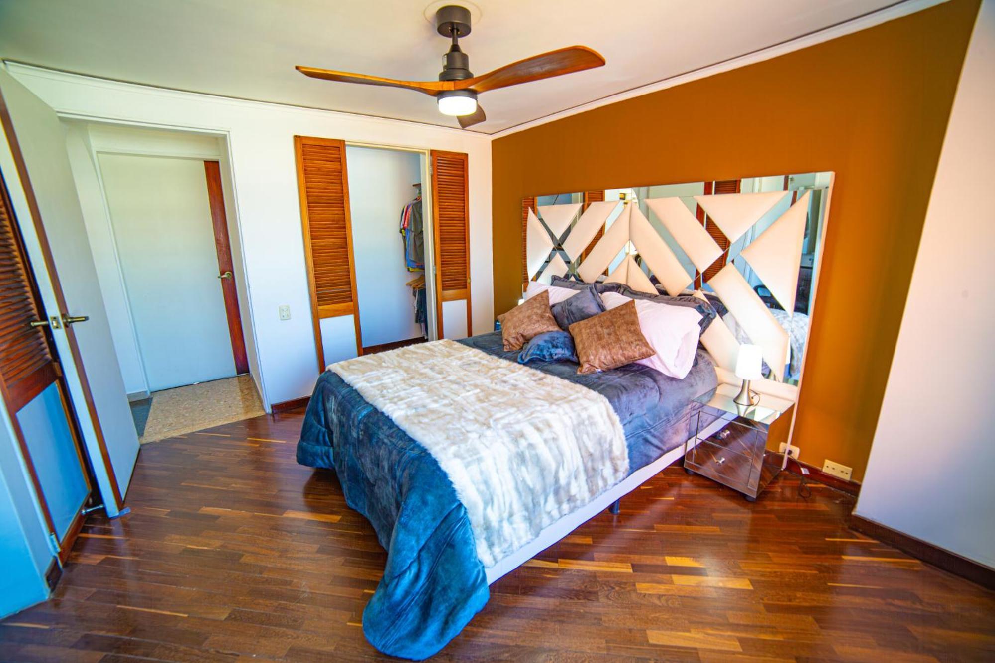 Floor W/balcony In El Poblado Apartamento