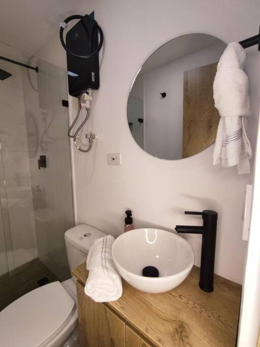 Moderno Y Privado En Apartamento Medellín