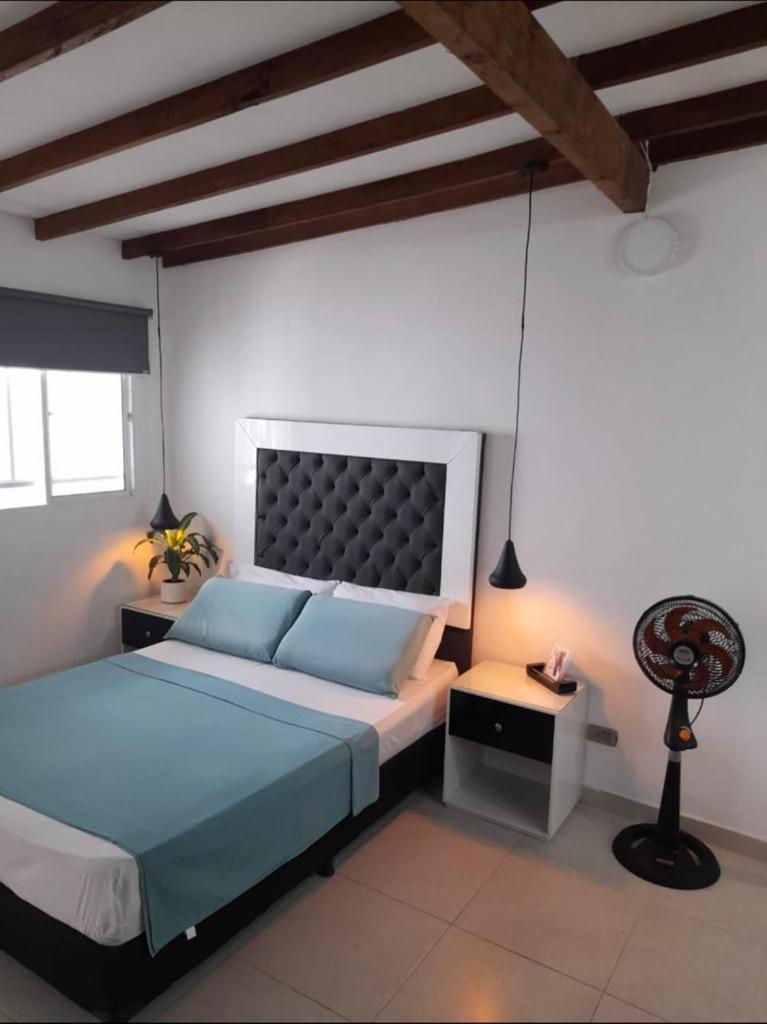 Vip Apartasuites Rosales Apartamento Medellín