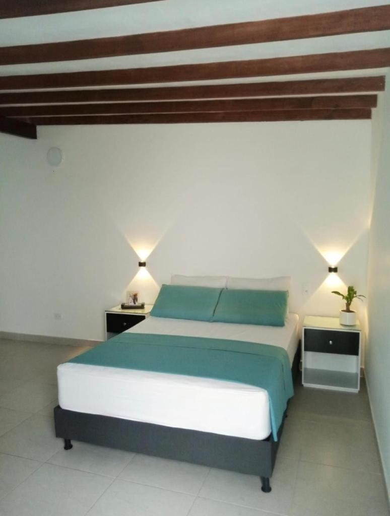 Vip Apartasuites Rosales Apartamento Medellín