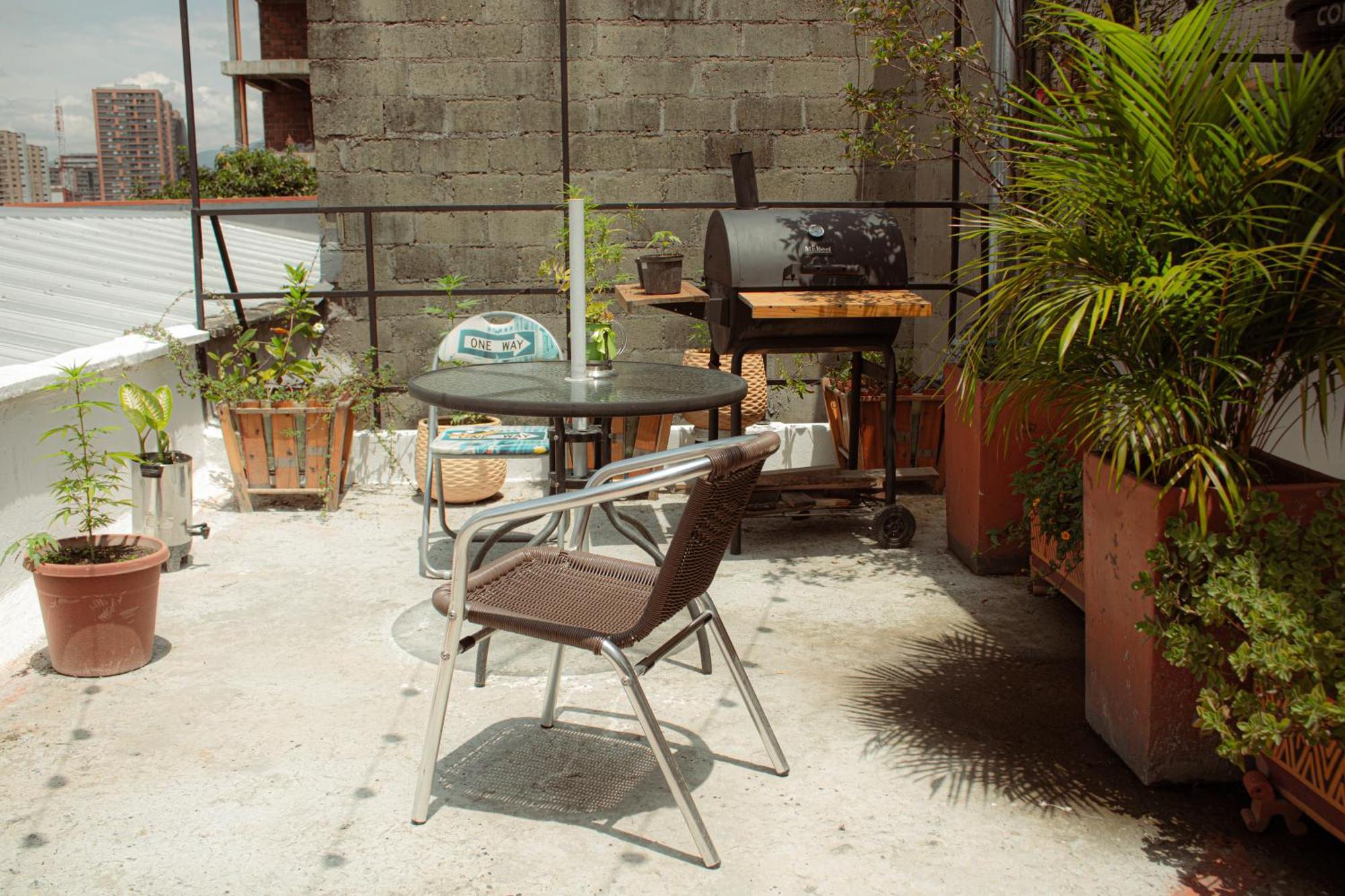 Adn Algo De Nosotros Hostal *