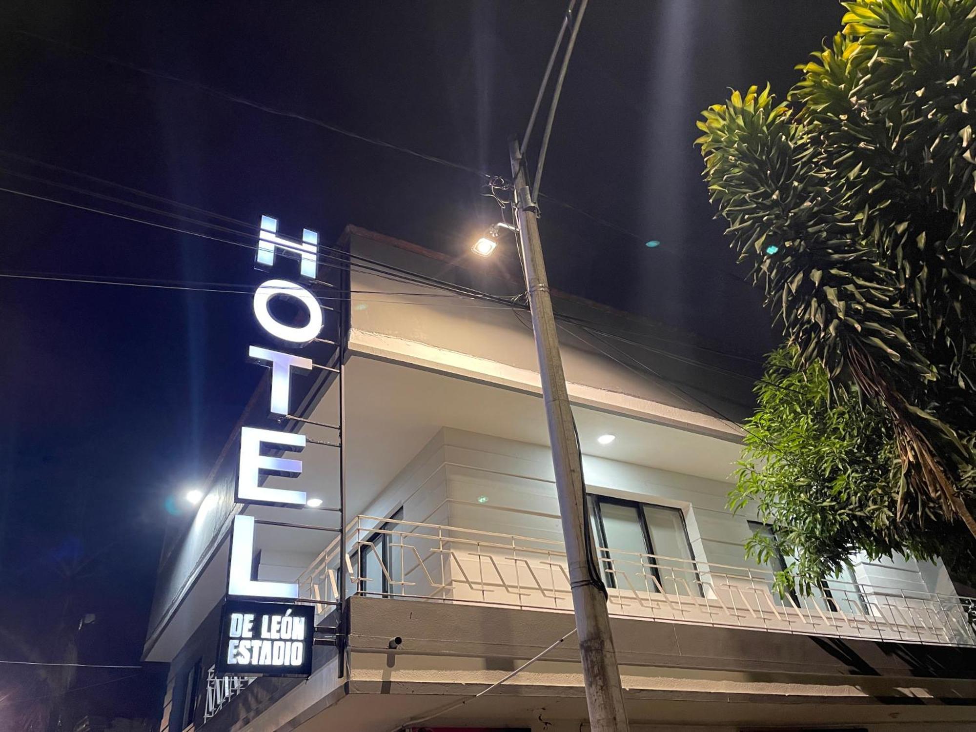 Hotel De Leon Estadio Medellín