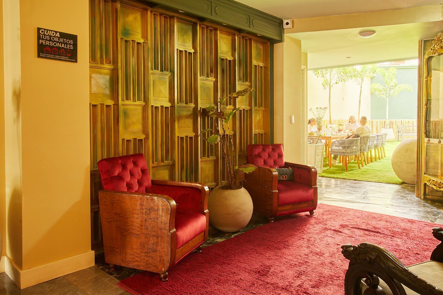 Duo Boutique Hotel *