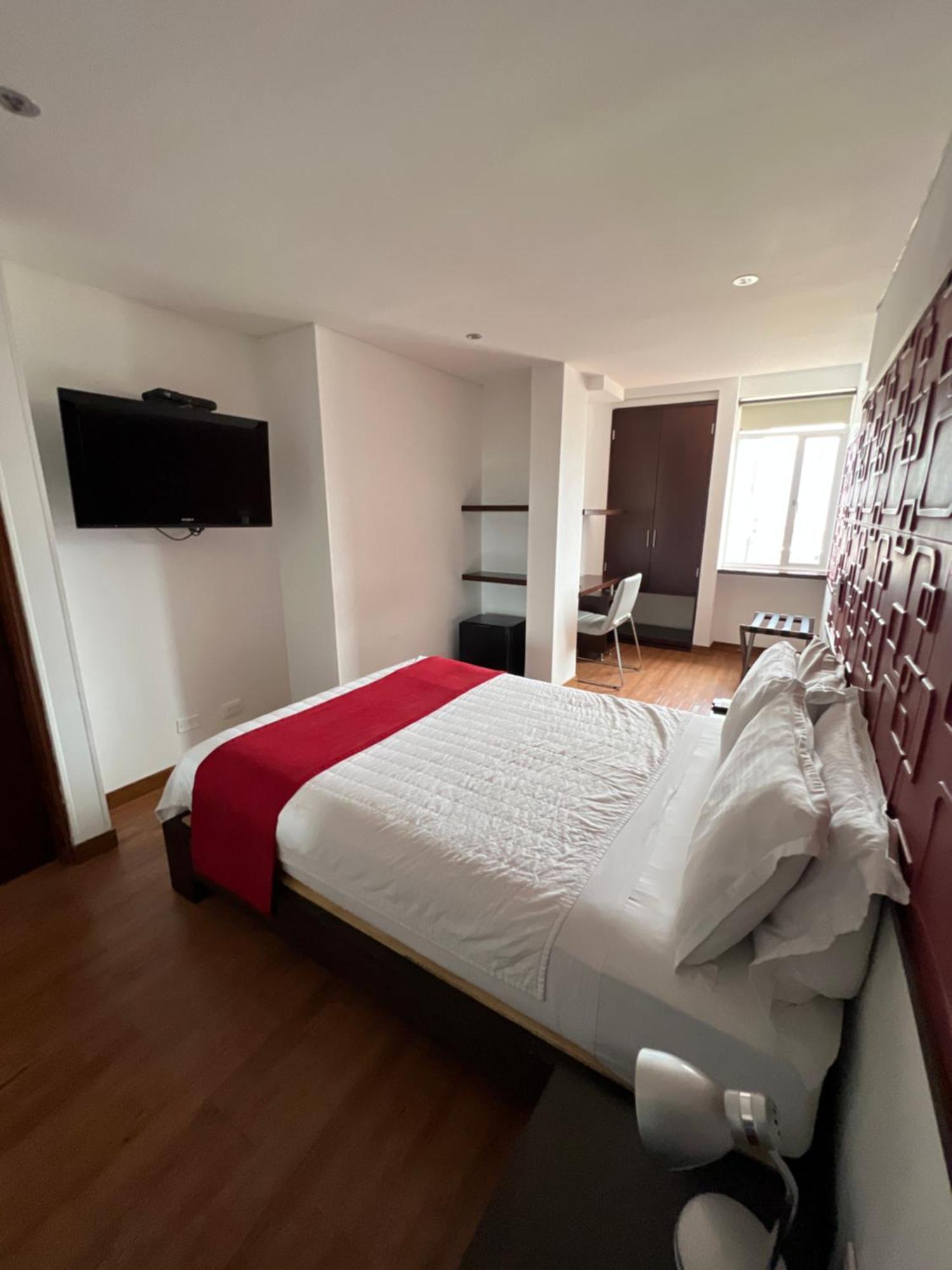 Hotel 3h Florencia Plaza 4*