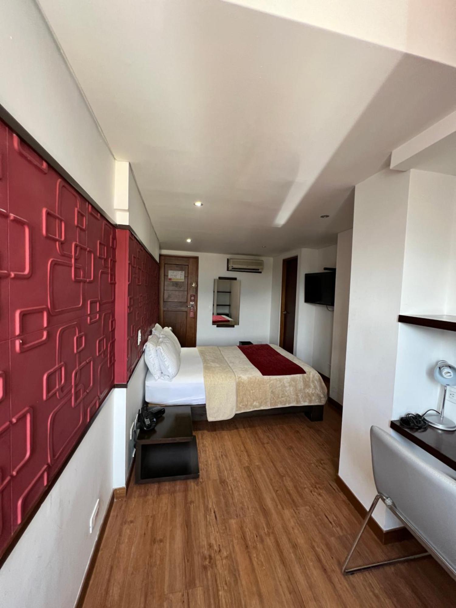 Hotel 3h Florencia Plaza