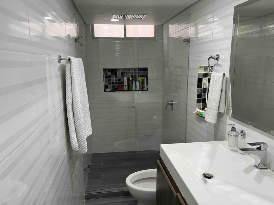 Apto 4 Privadas 6 Camas, Cerca A Todo Apartamento *