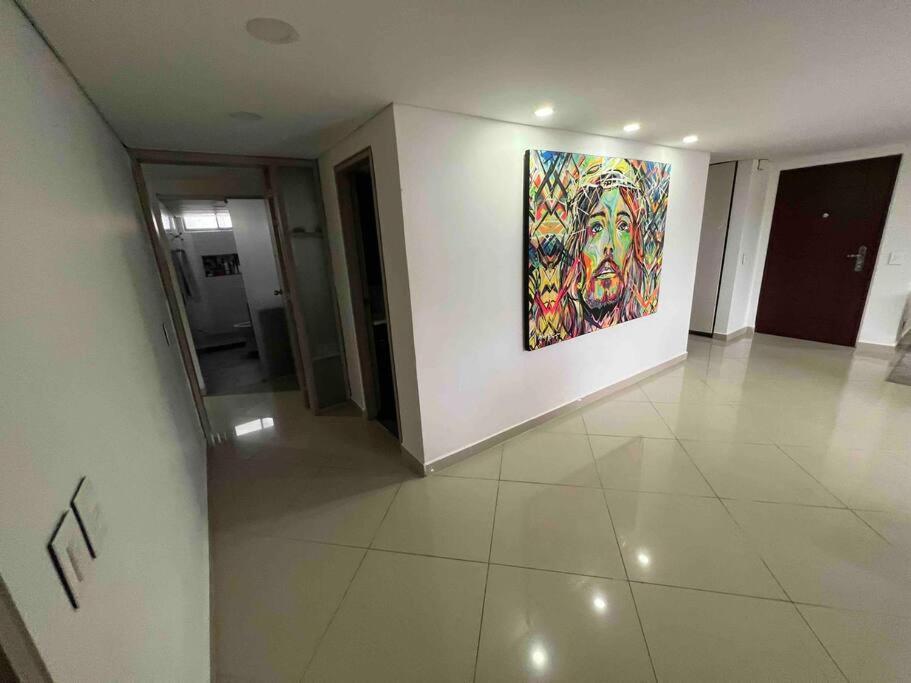 Apartamento Apto 4 Privadas 6 Camas, Cerca A Todo Medellín