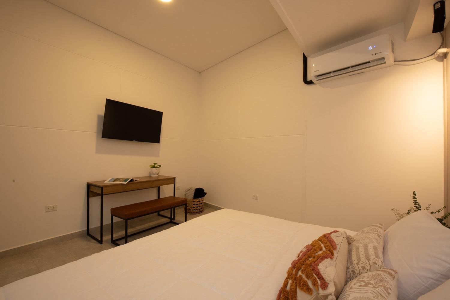 Private Flat In Medellin's Heart *