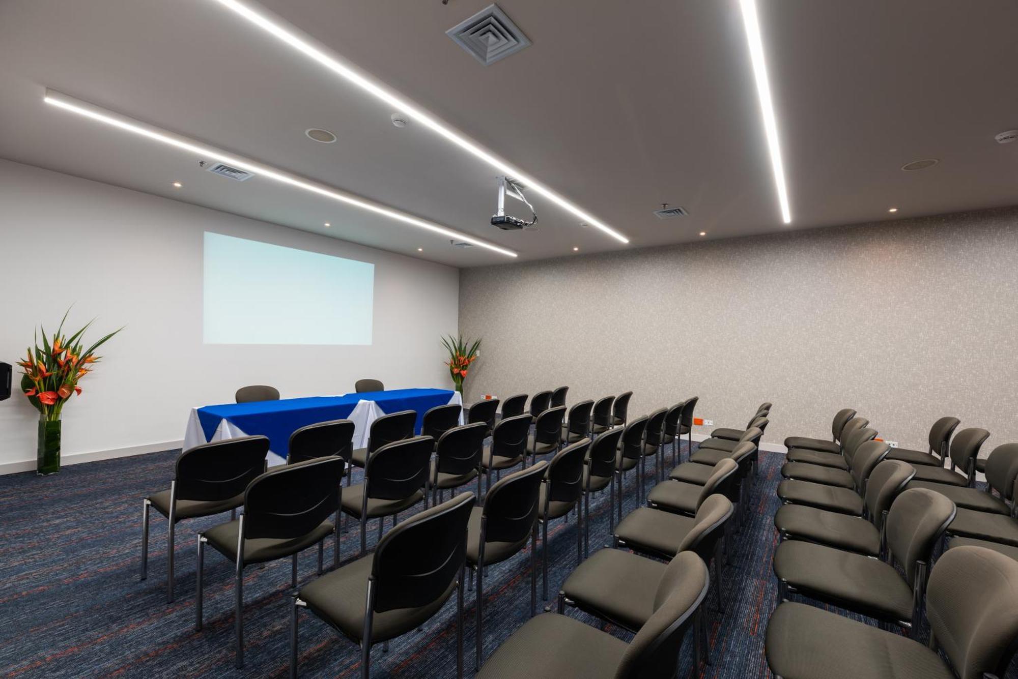 Express & By Ihg Hotel Medellín