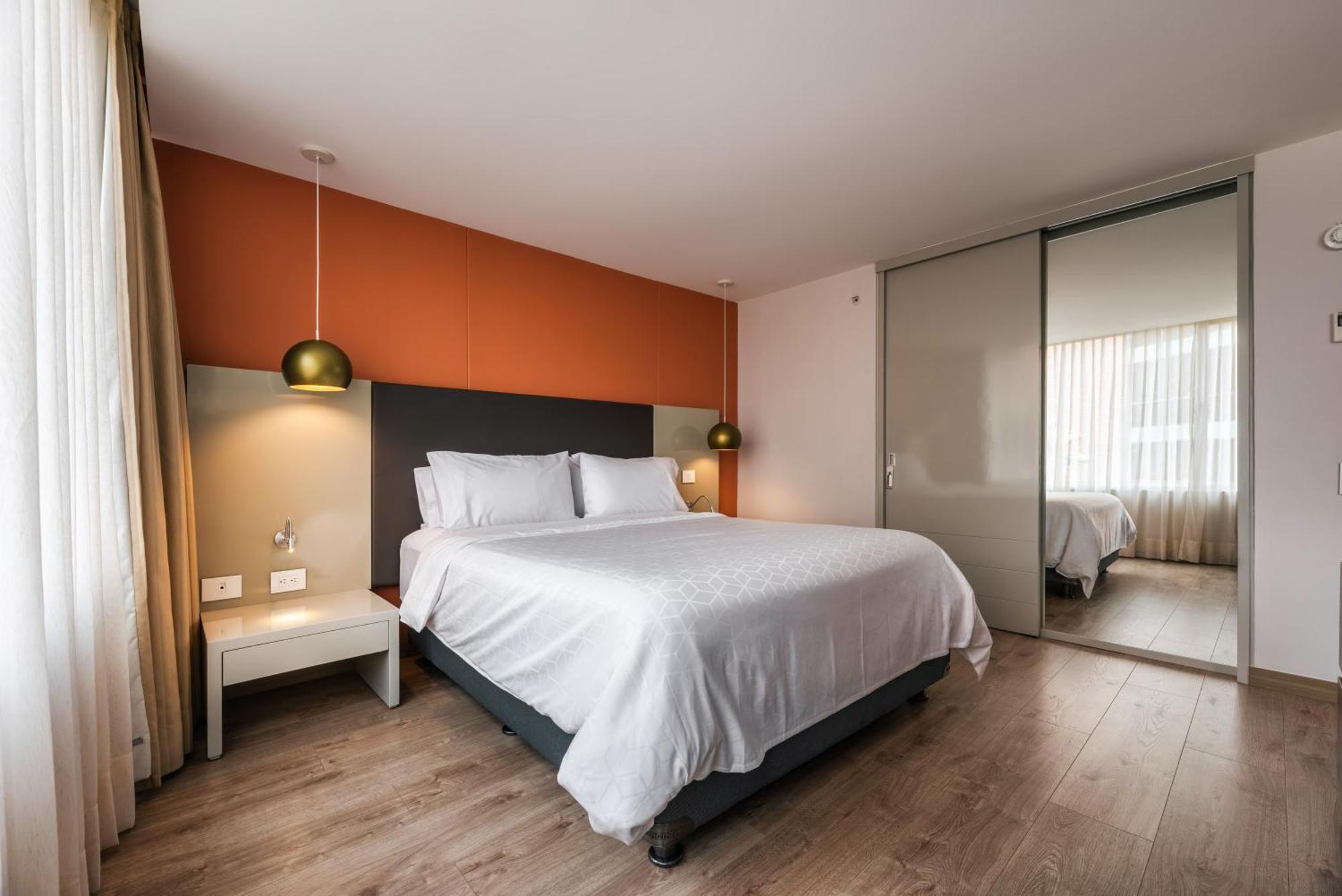 Hotel Express & By Ihg 4*