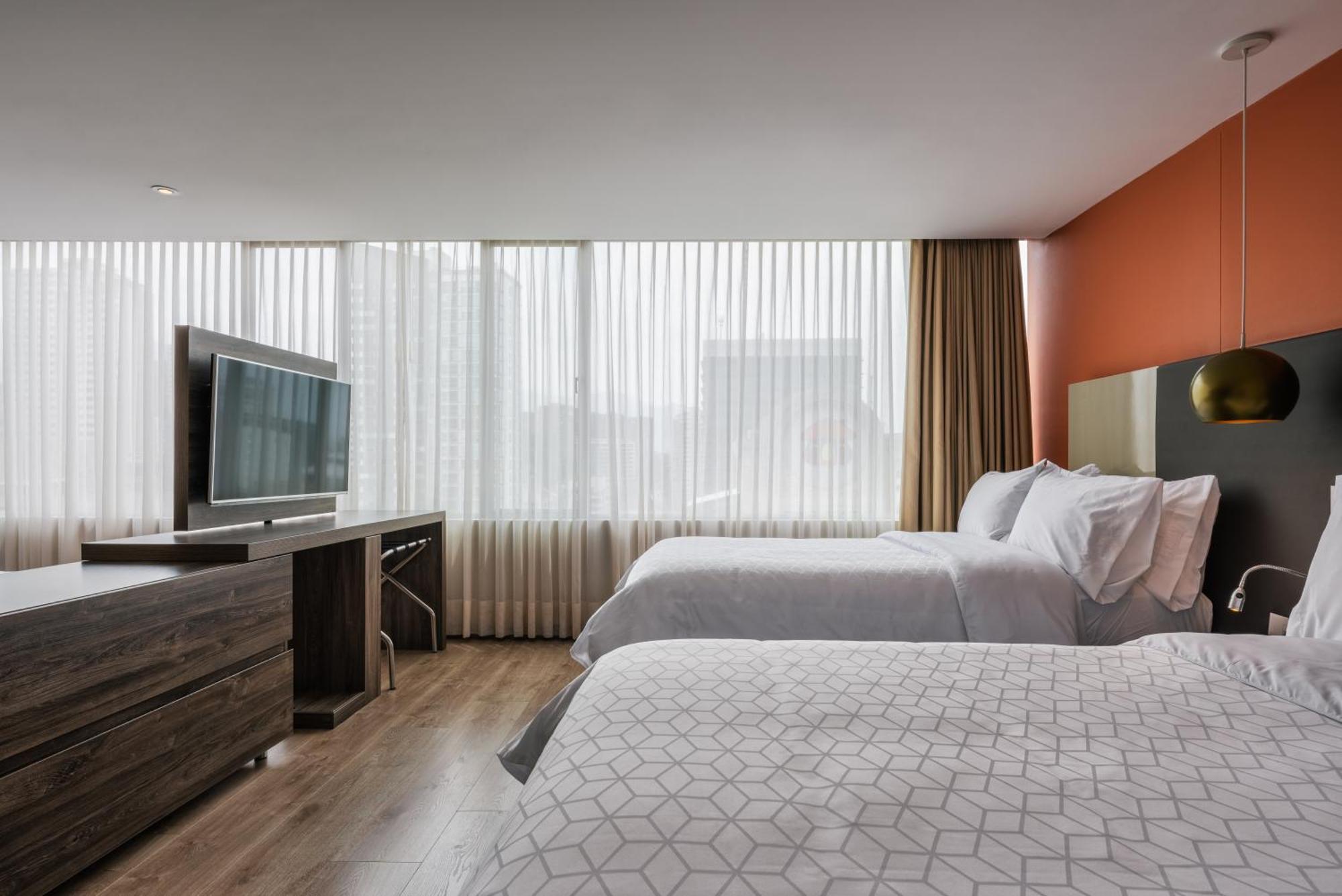 Express & By Ihg Hotel Medellín