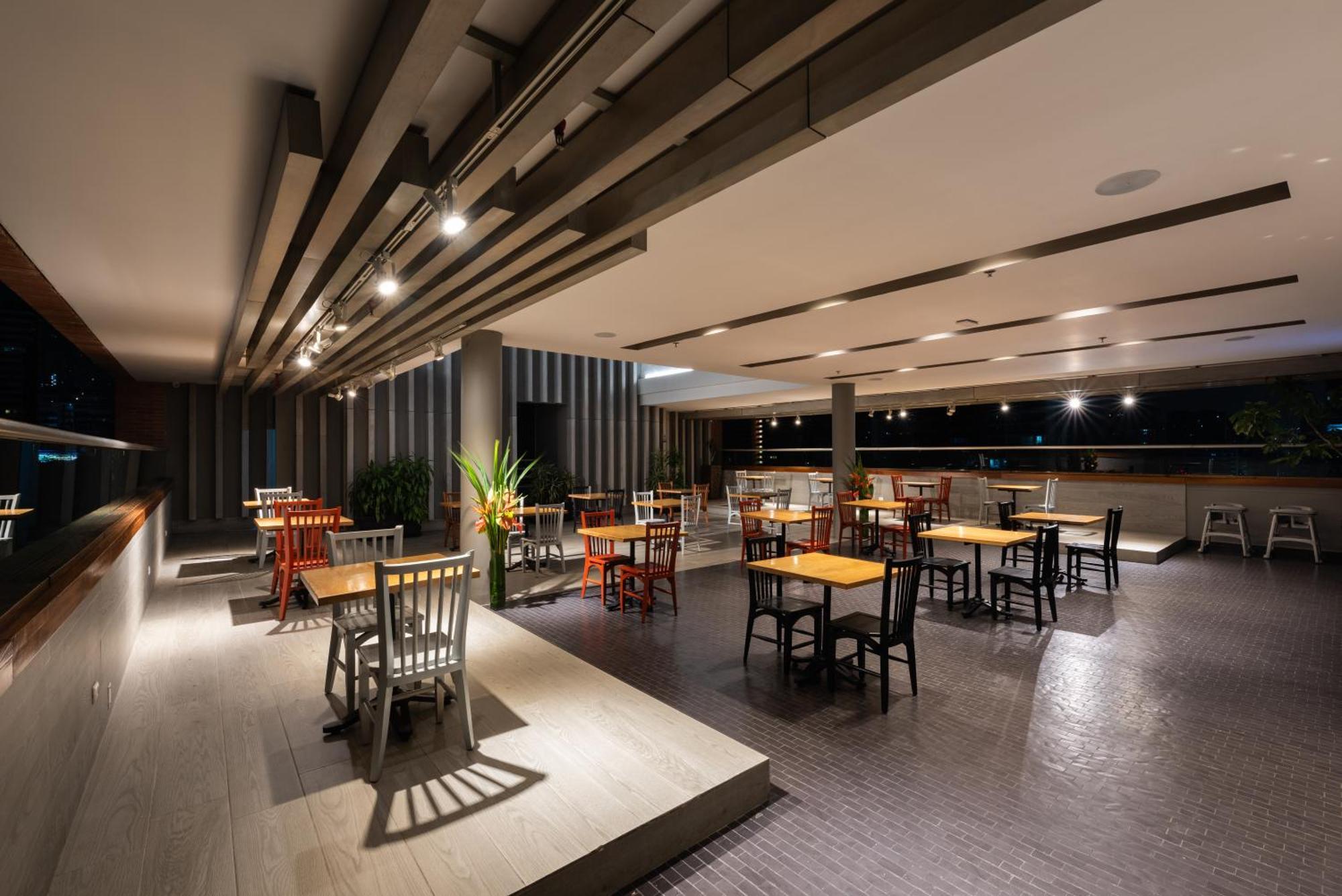 Express & By Ihg Medellín