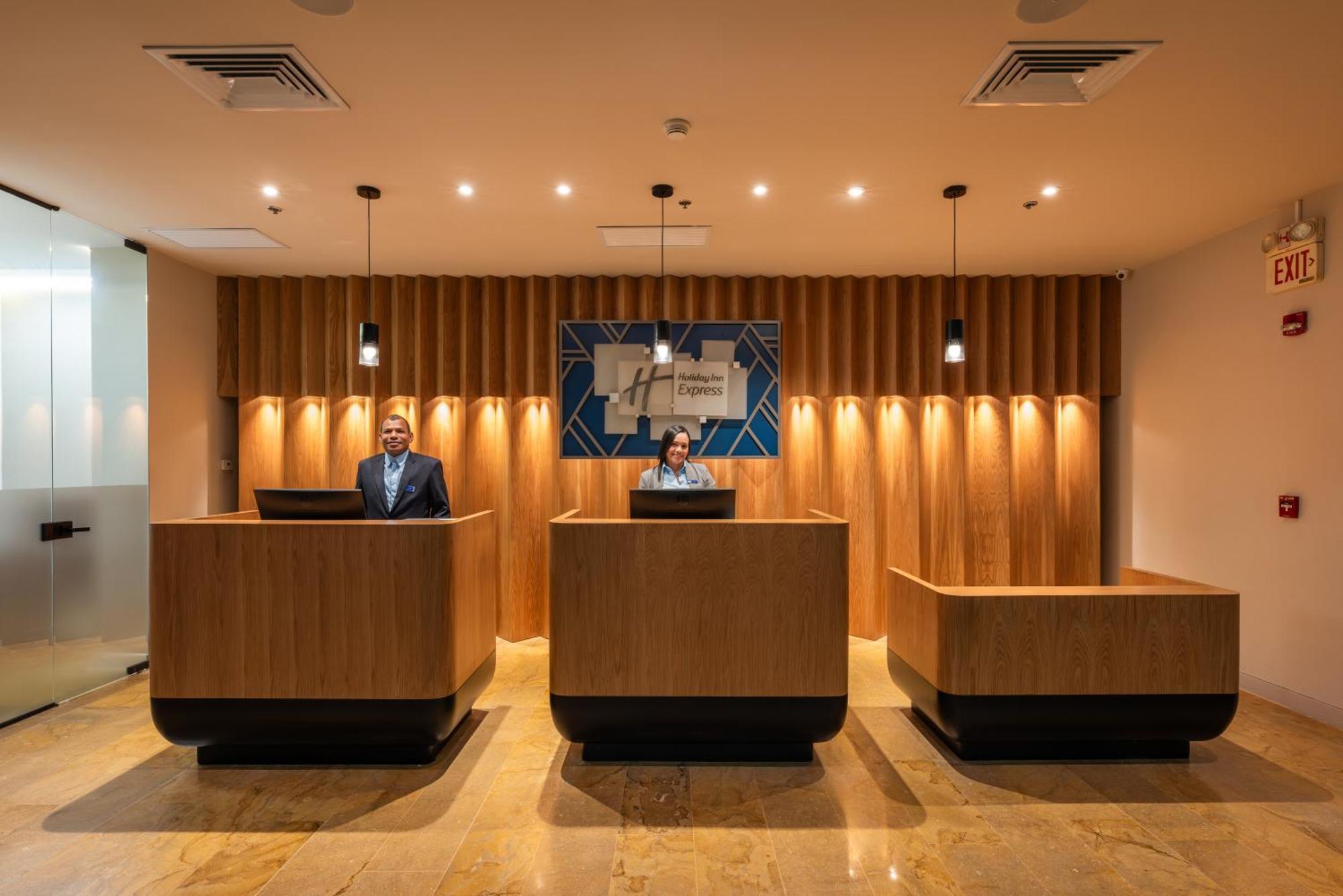 Hotel Express & By Ihg