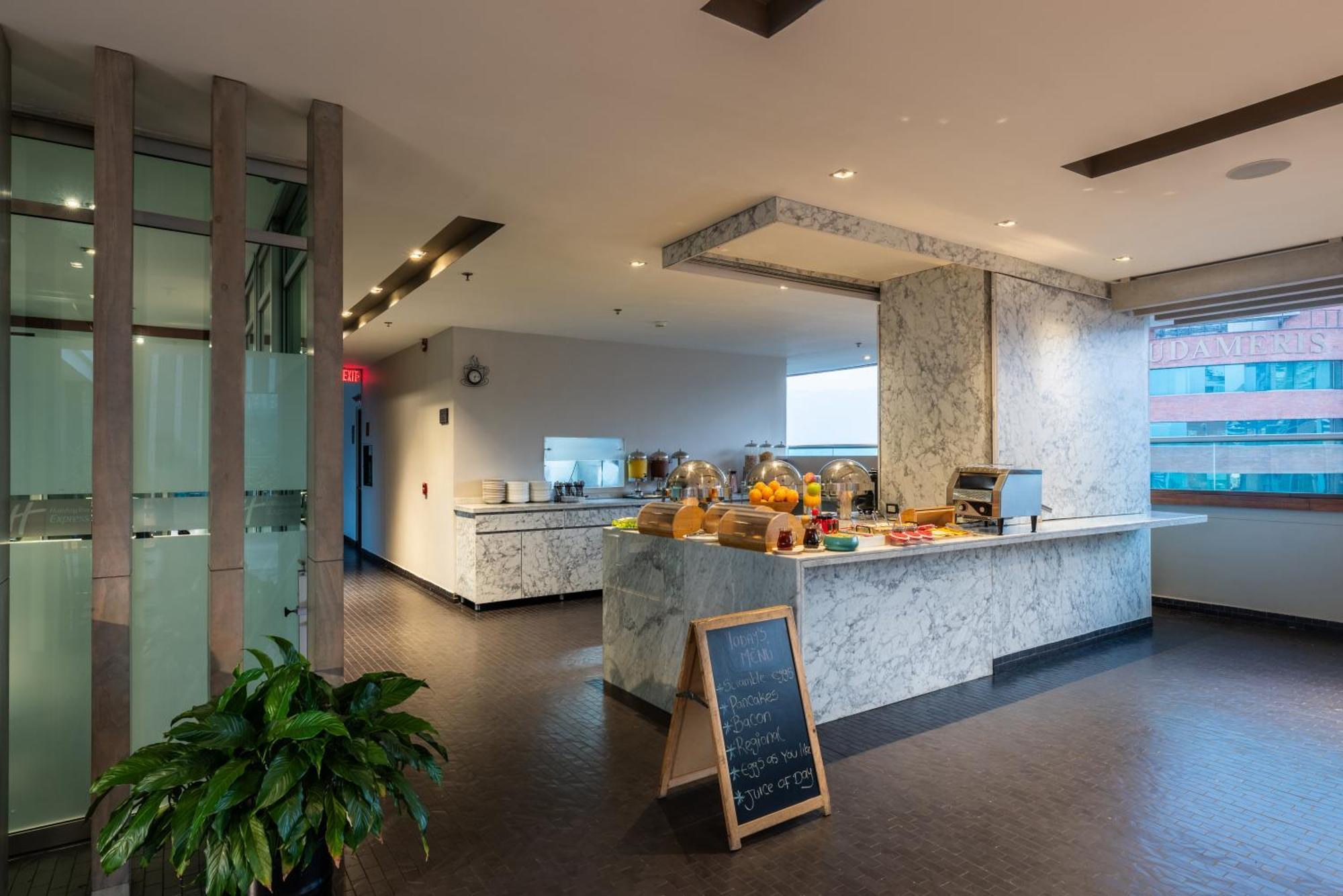 Express & By Ihg Hotel