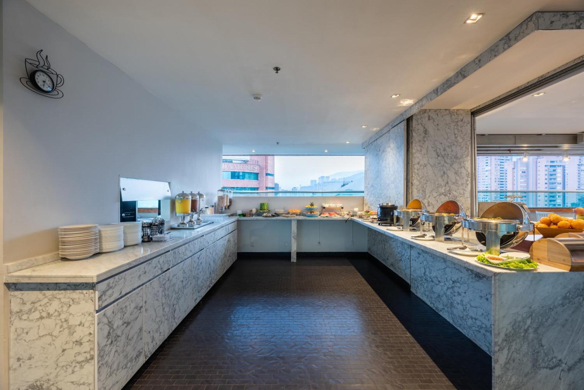 Hotel Express & By Ihg