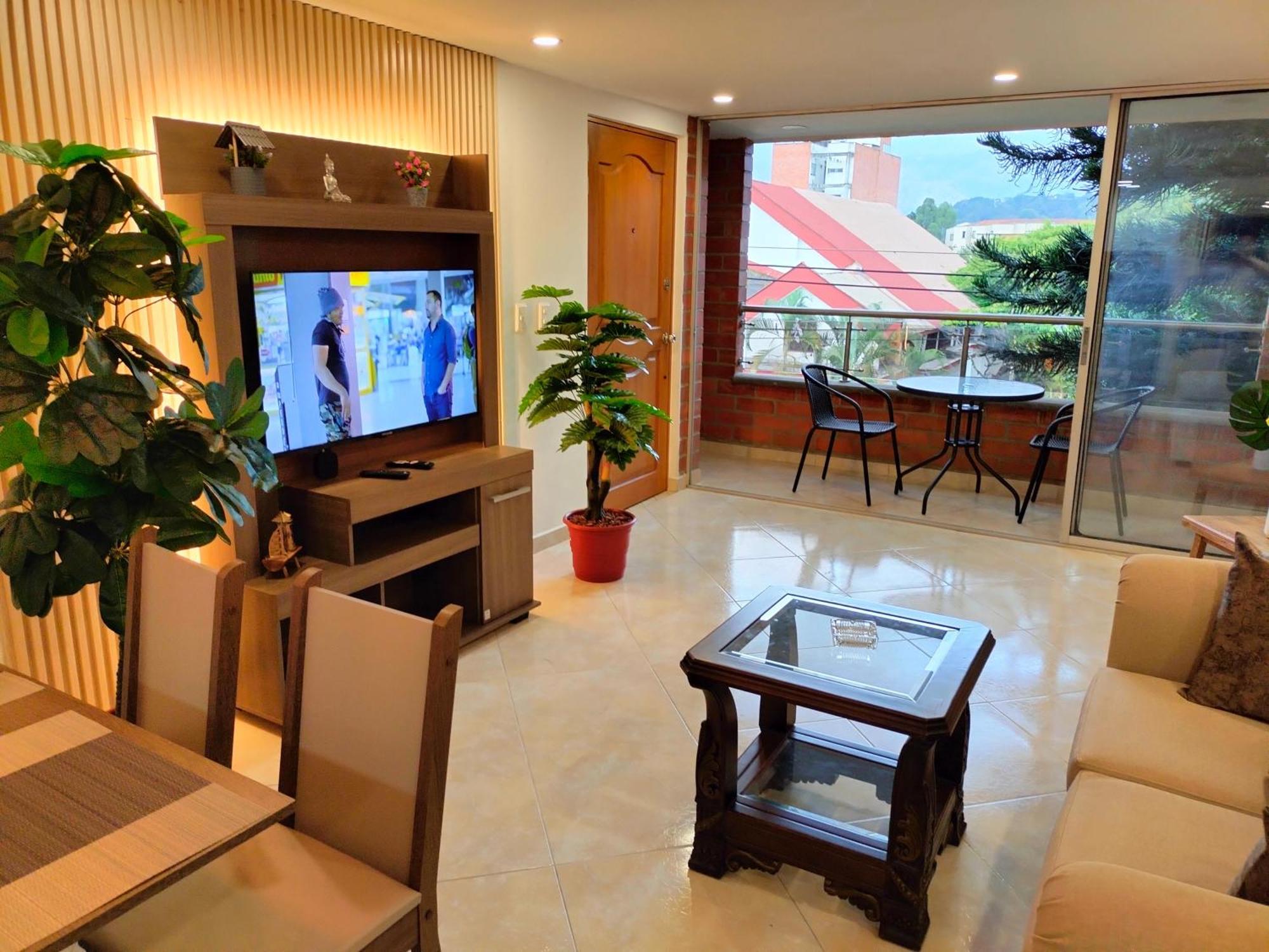 Exclusivo Apto Lujoso Central, Sereno Y Comodo Medellín