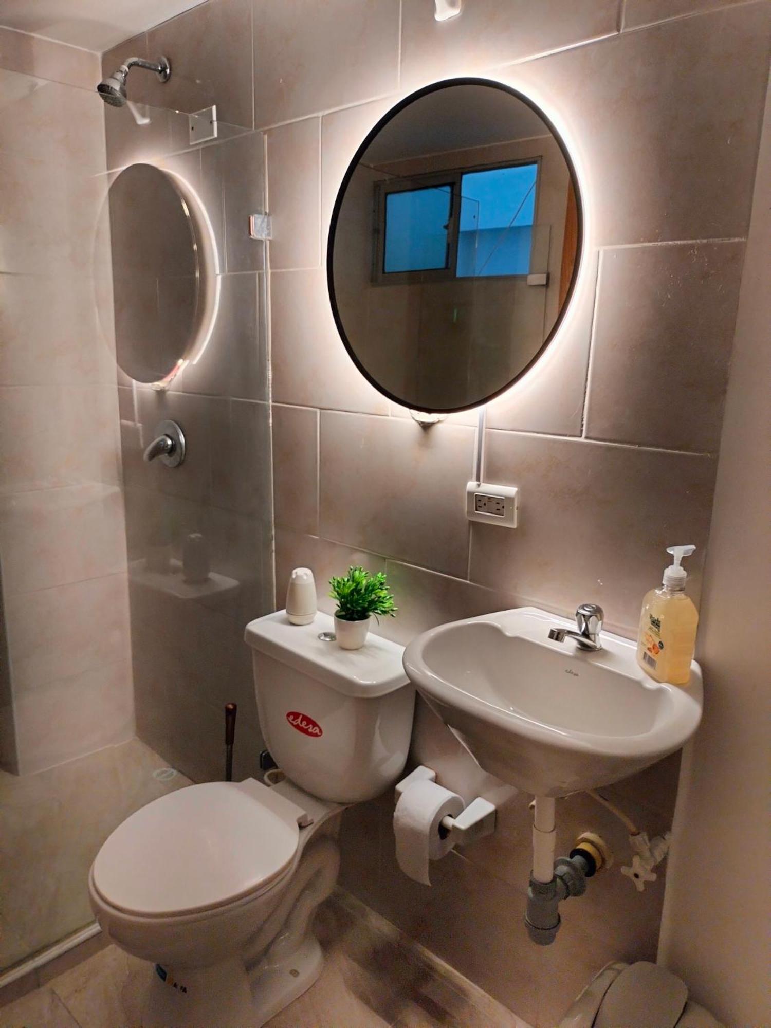Exclusivo Apto Lujoso Central, Sereno Y Comodo Apartamento