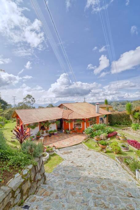 Hermosa Silletera En Сasa de vacaciones Medellín