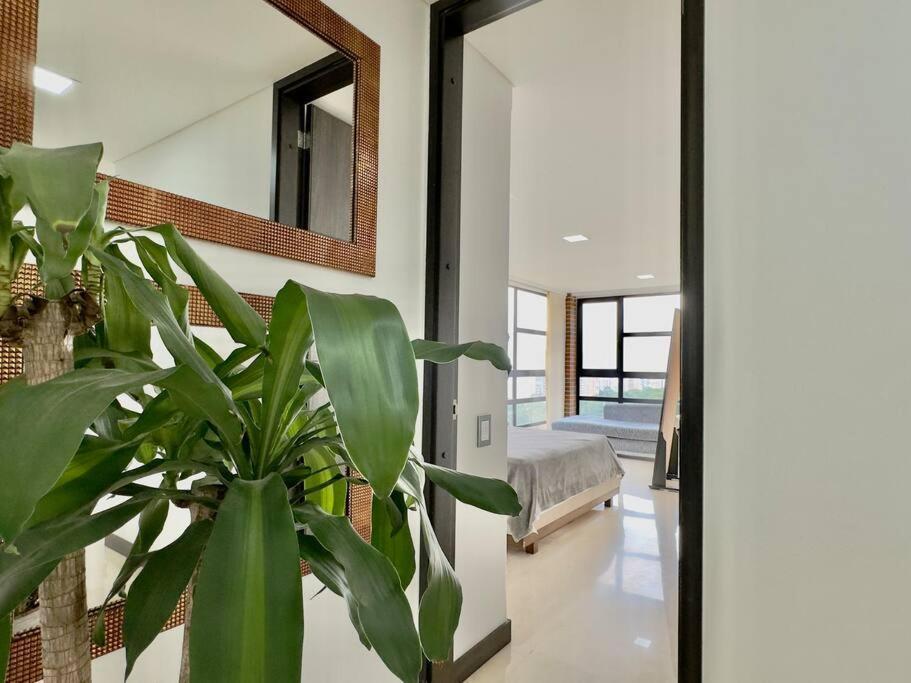 502 El Poblado: Beautiful & Ample Space For Families *