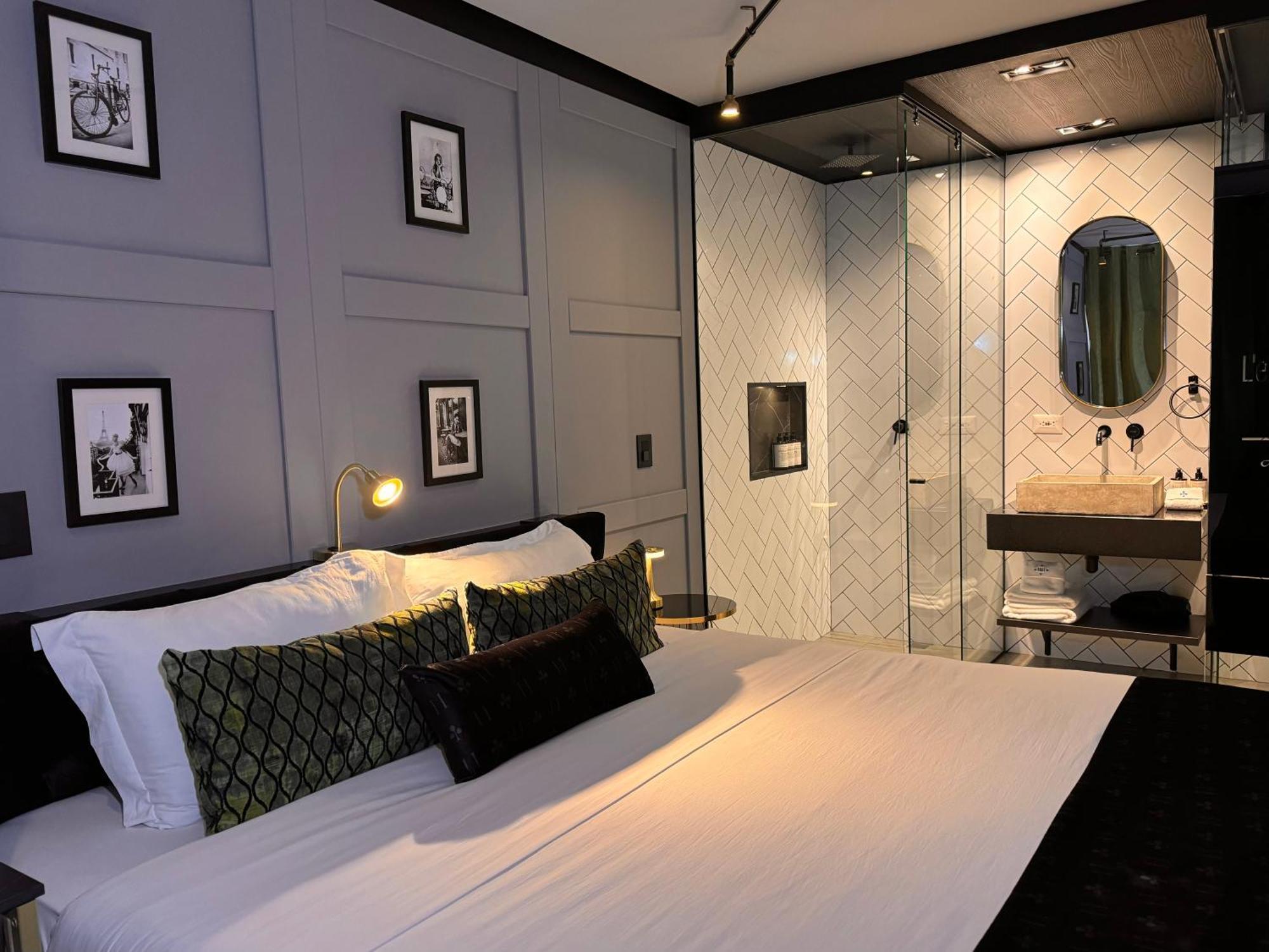 Helene Hotel 4*