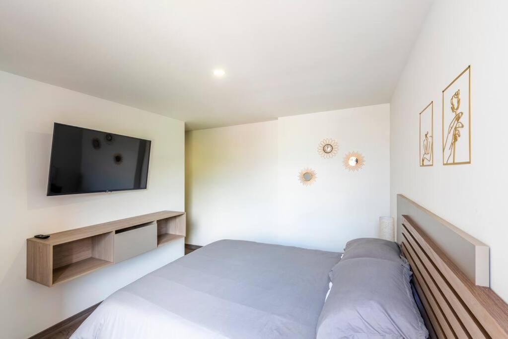 Luxury Brand New In Laureles * Medellin