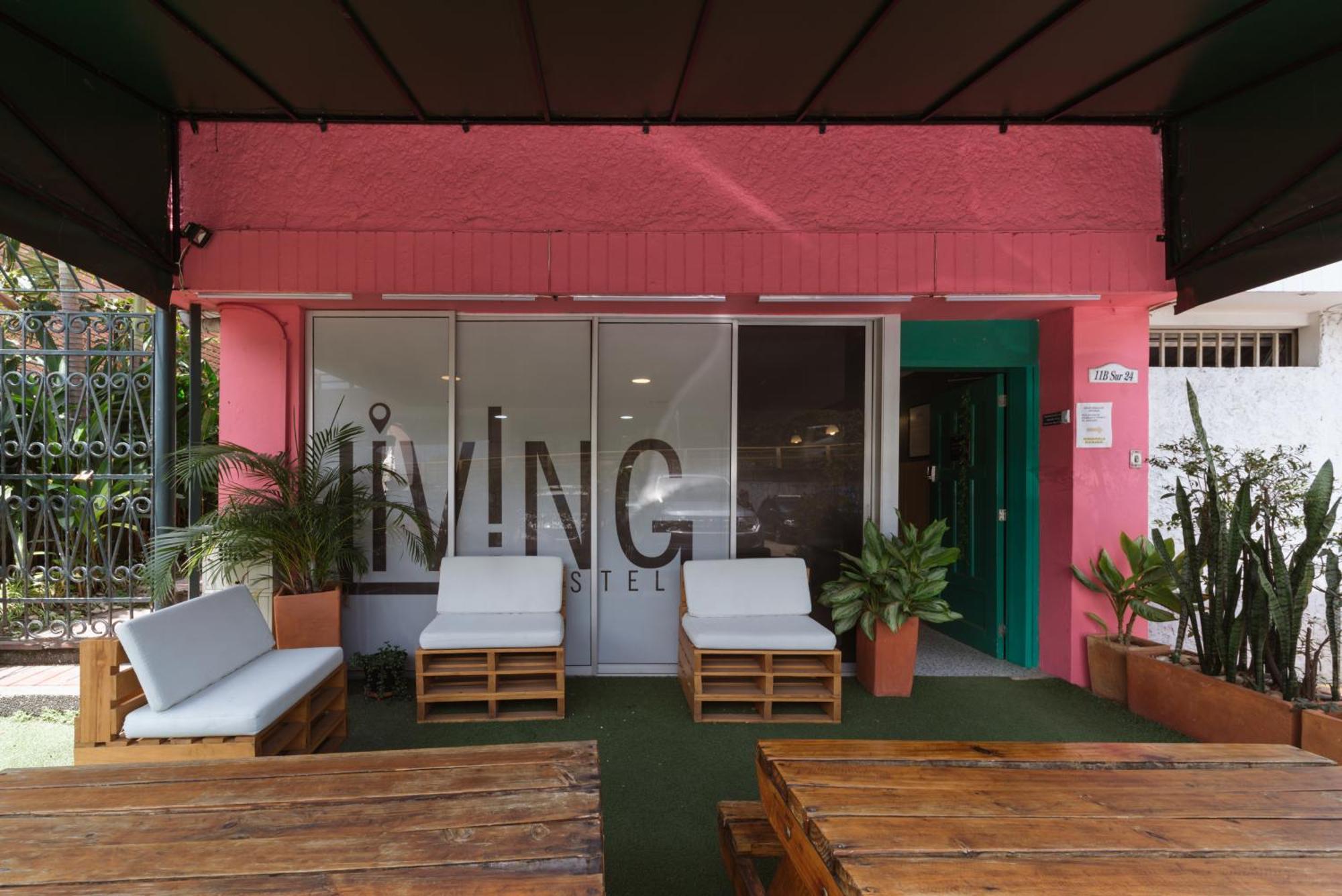 Hostal Living Medellín