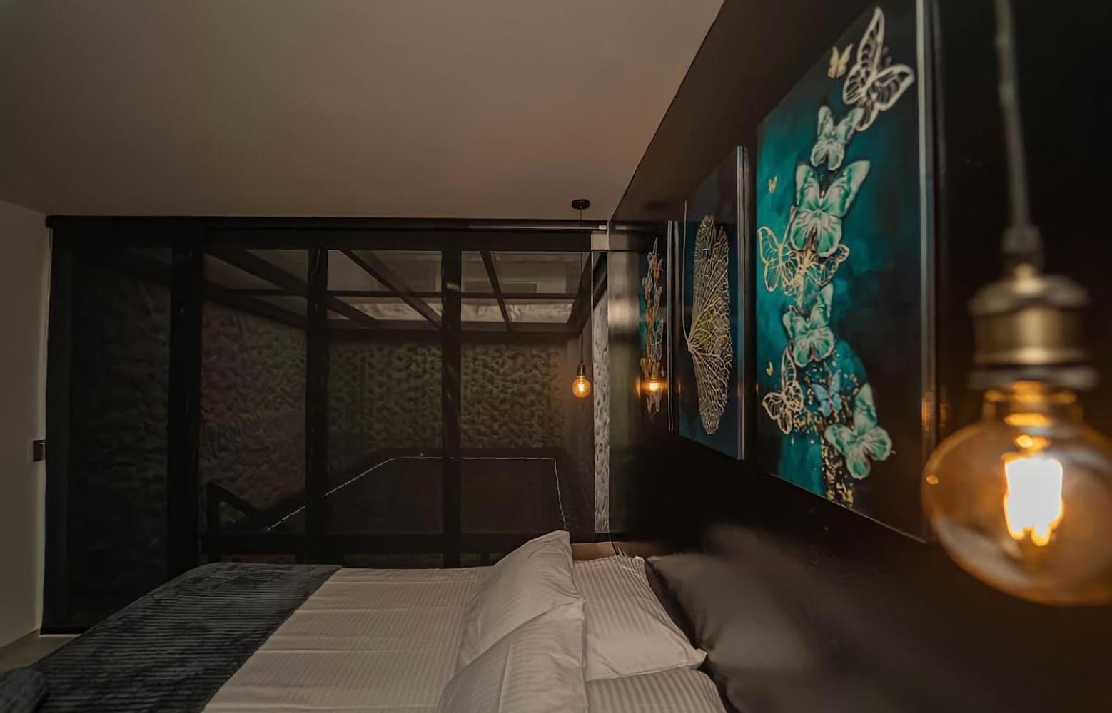 Lleras Park Apartment *