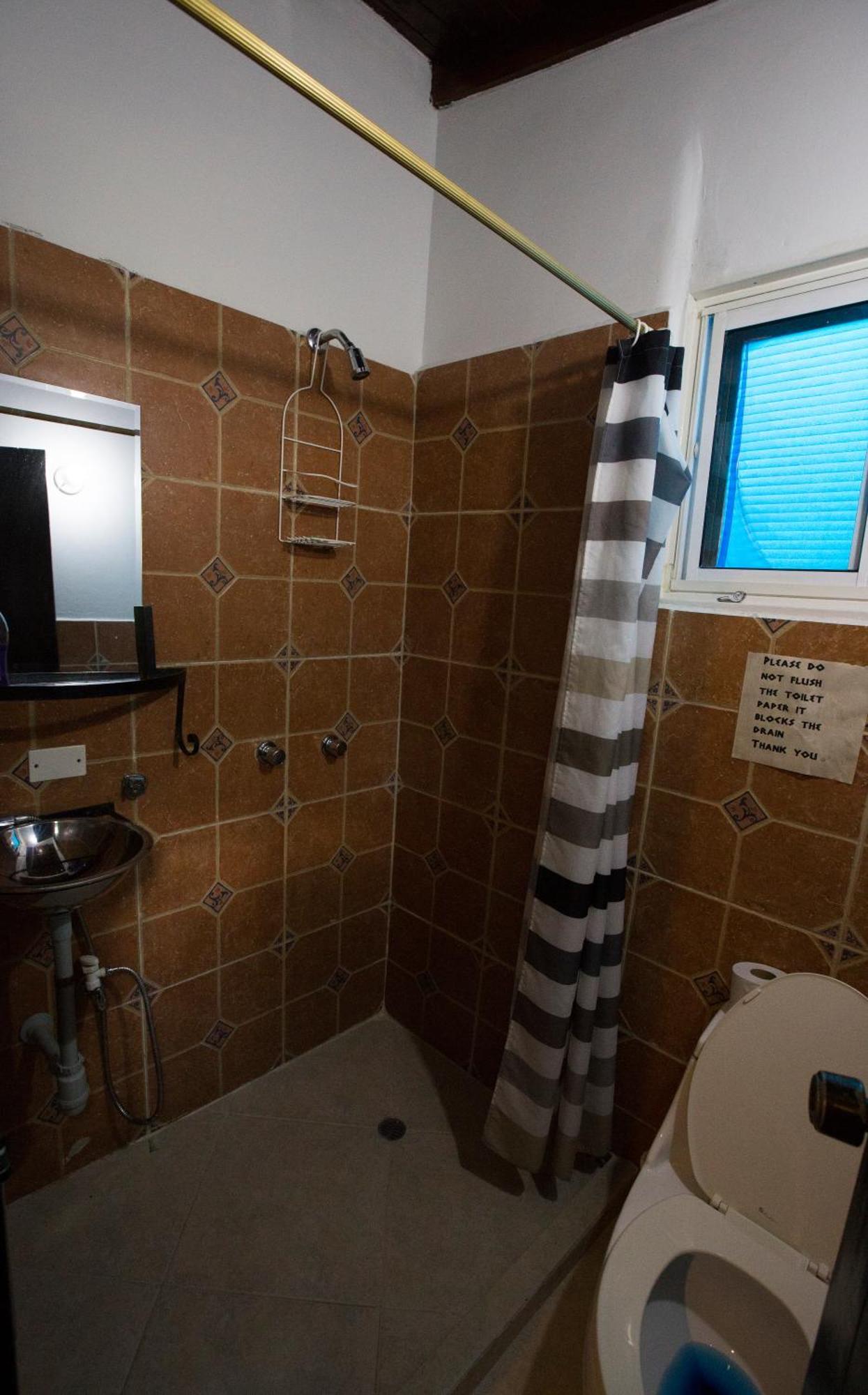 Arcadia Hostel *